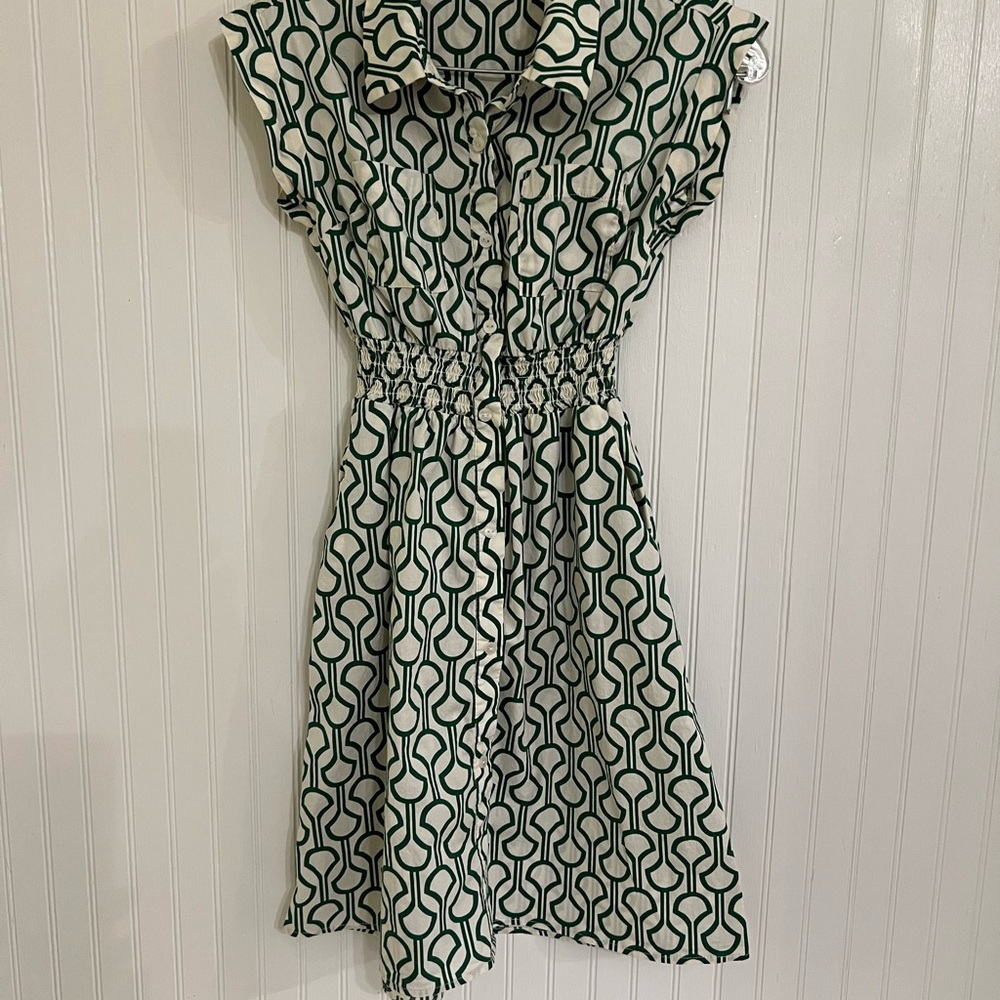 Monteau Los Angeles XS cream and green  Geometric Print Dress with pockets